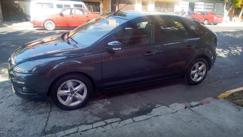 Ford Focus • 2010 • 110 km 6