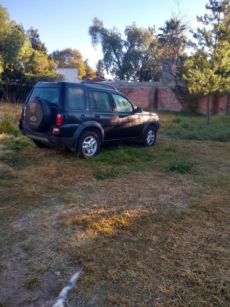 Land Rover Freelander • 2006 • 142,000 km 1