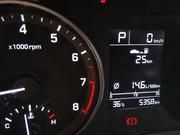 Hyundai Elantra • 2017 • 5,330 km 12