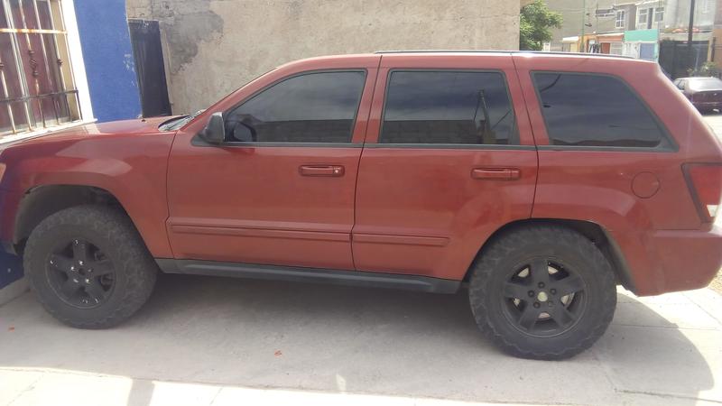 Jeep Cherokee • 2007 • 290,000 km 2