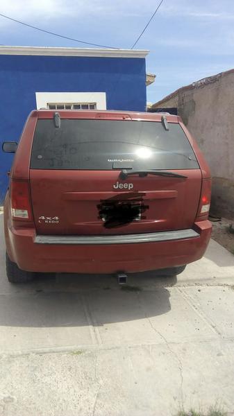 Jeep Cherokee • 2007 • 290,000 km 4