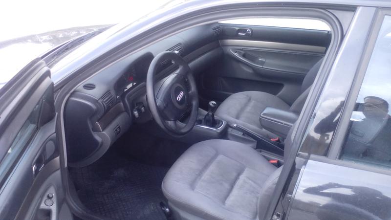 Audi A4 Avant • 2000 • 333,000 km 2
