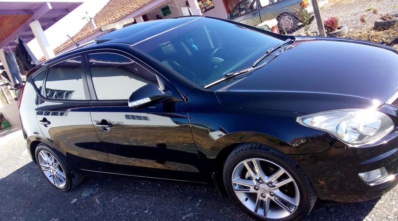 Hyundai i30 • 2010 • 112,000 km 2