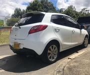 Mazda 2 • 2010 • 124,000 km 3