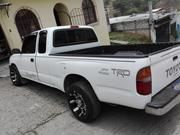 Toyota Hilux • 1999 • 11,000 km 3