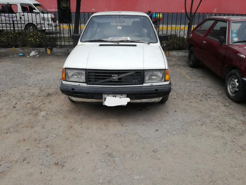 Volvo 340 • 1985 • 220,000 km 4