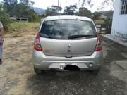 Renault Sandero • 2011 • 100,000 km 1