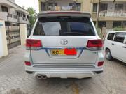 Toyota Land Cruiser • 2010 • 210,000 km 1