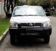 Nissan Np300 frontier • 2015 • 88,000 km 1