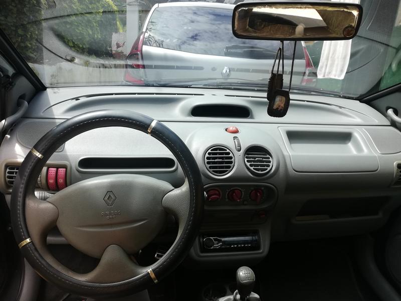 Renault Twingo • 2010 • 125,000 km 3