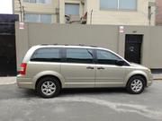 Chrysler Town & Country • 2008 • 80,000 km 2