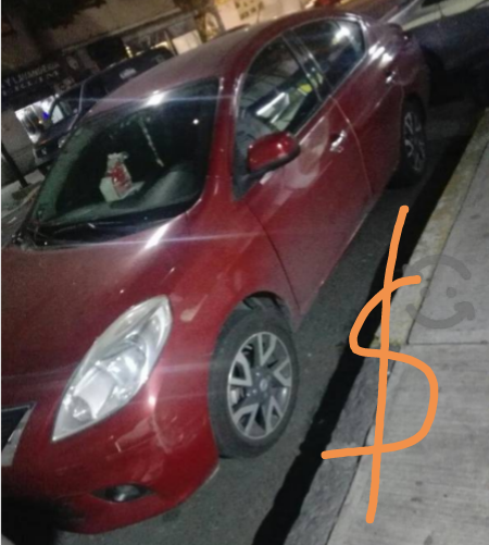 Nissan Versa • 2014 • 85,000 km 4