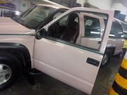 Chevrolet Suburban • 1999 • 100 km 3