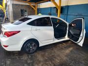 Hyundai Accent • 2015 • 57,000 km 3