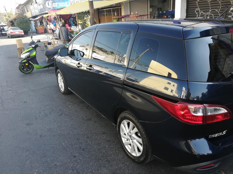 Mazda 5 • 2015 • 80,000 km 4