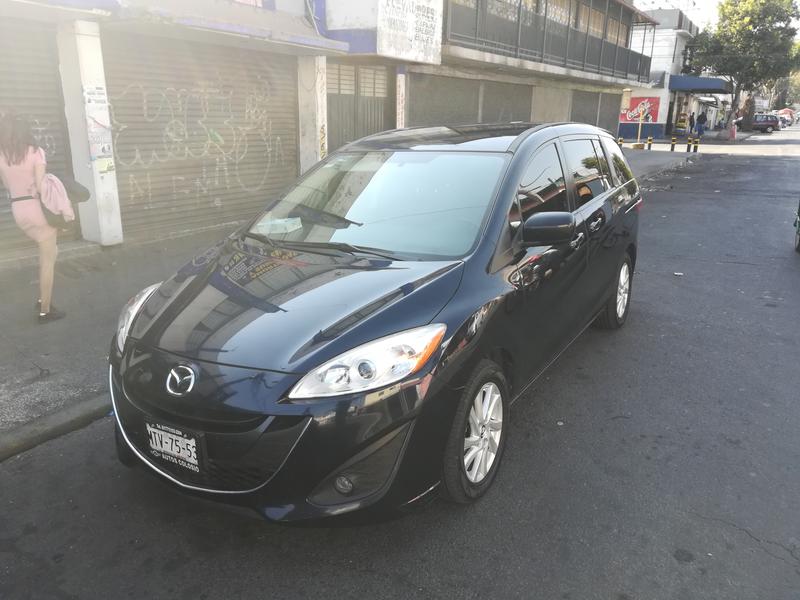 Mazda 5 • 2015 • 80,000 km 3