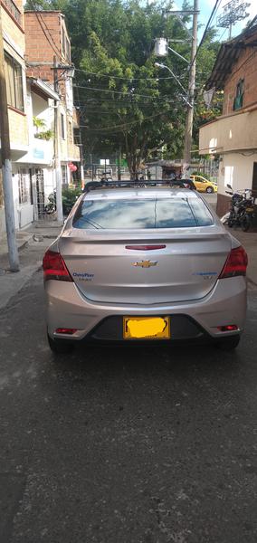 Chevrolet Onix • 2019 • 3,000 km 4