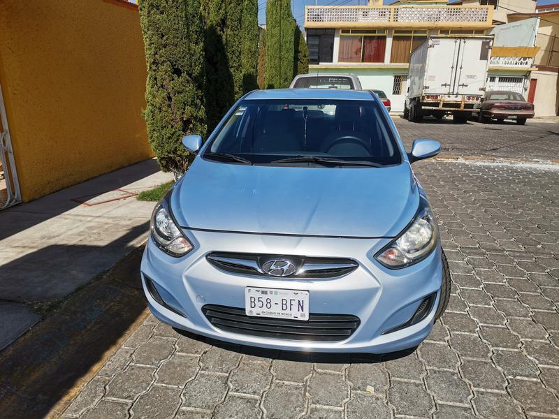 Dodge Attitude • 2013 • 87,500 km 4