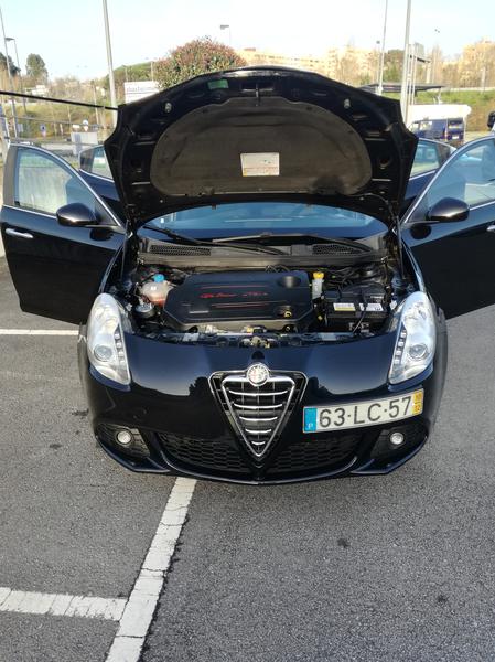 Alfa Romeo Giulietta • 2010 • 120,000 km 1