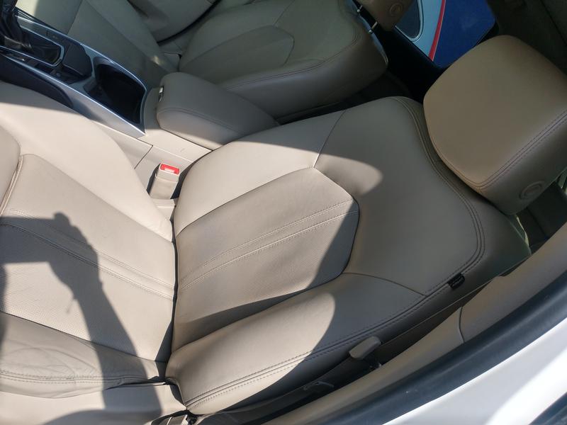 Cadillac SRX • 2011 • 77,329 km 7