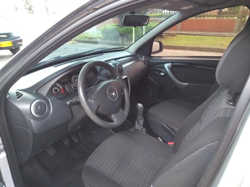 Renault Sandero • 2014 • 95 km 3