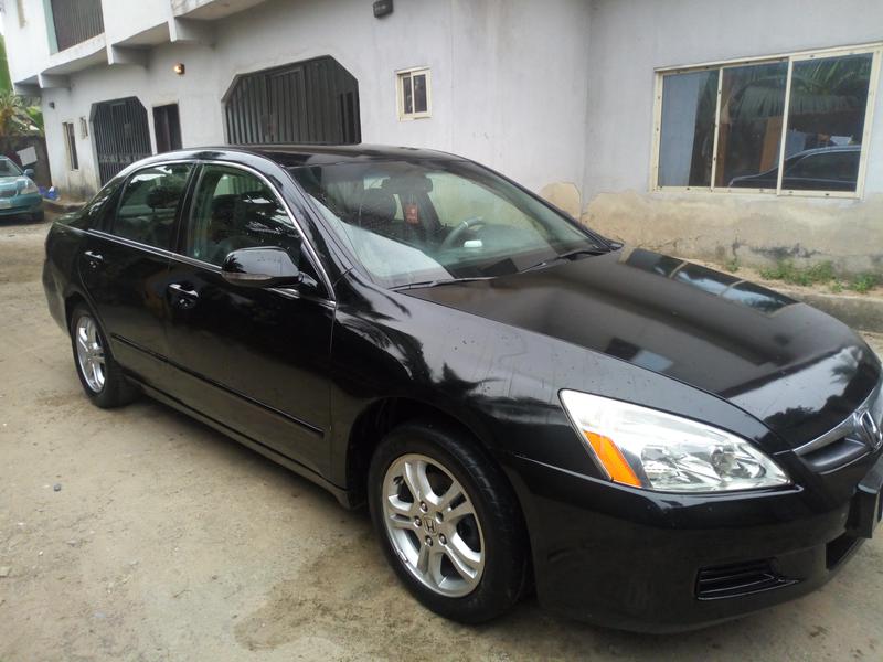 Honda Accord • 2006 • 197,300 km 7