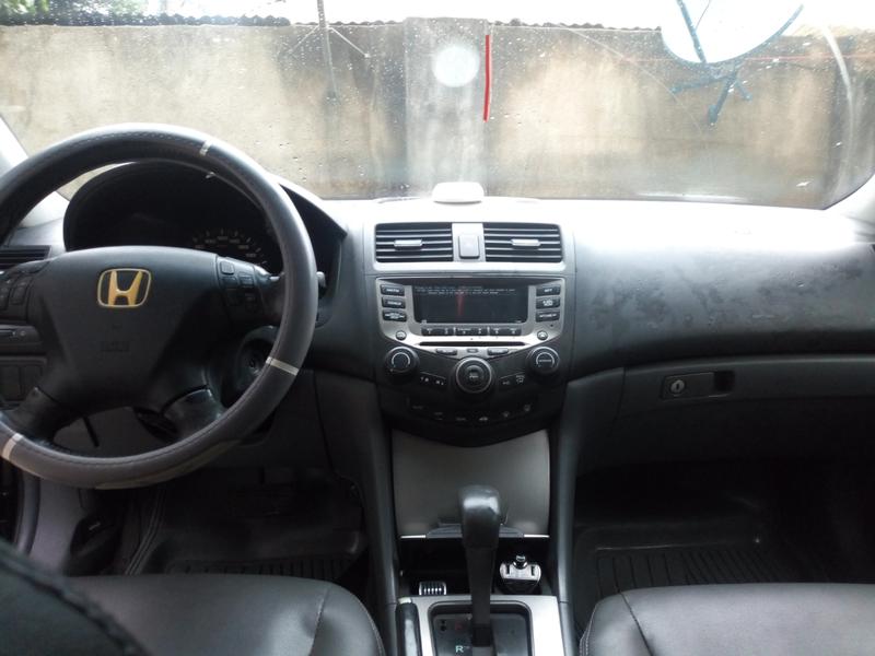 Honda Accord • 2006 • 197,300 km 3