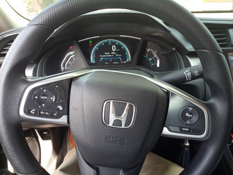 Honda Civic • 2018 • 36,000 km 5