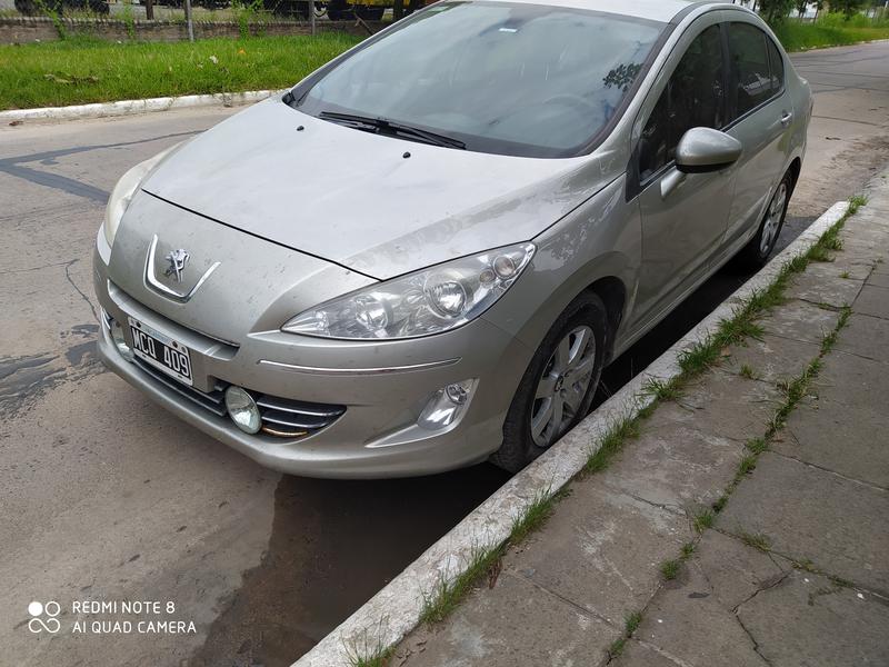 Peugeot 408 • 2013 • 110,000 km 1