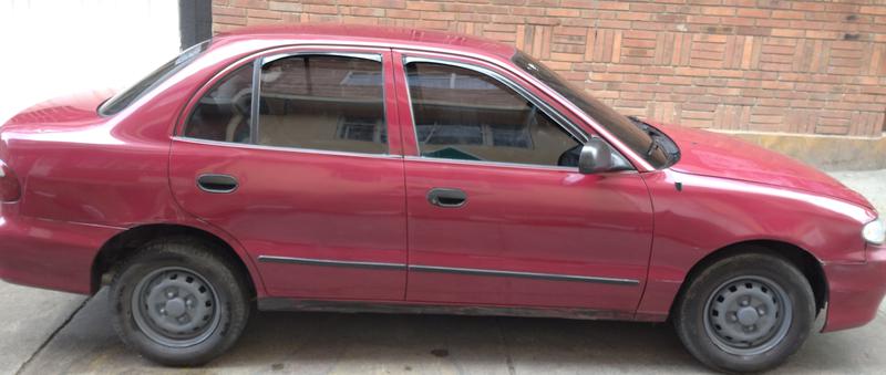 Hyundai Accent • 1998 • 238,000 km 13