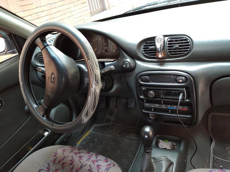 Hyundai Accent • 1998 • 238,000 km 5