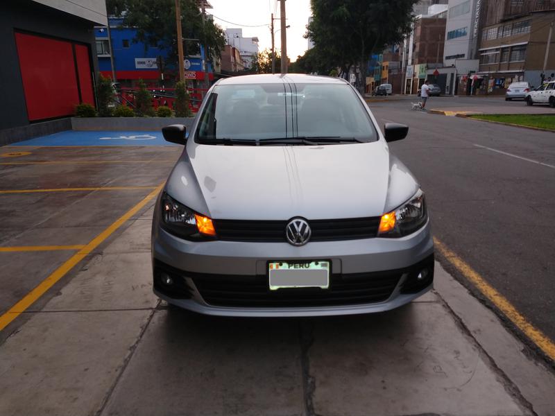Volkswagen Gol • 2017 • 16,400 km 10