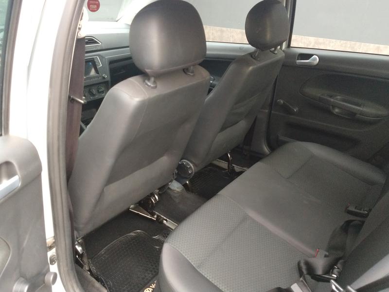 Volkswagen Gol • 2017 • 16,400 km 7