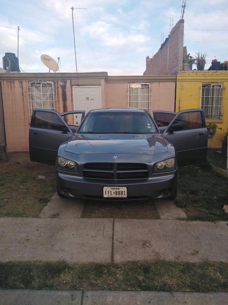 Dodge Charger • 2006 • 258,000 km 1