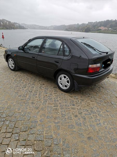 Toyota Corolla • 1997 • 164,000 km 4