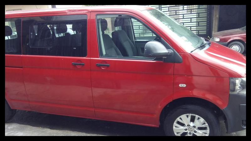 Volkswagen T5 Transporter Shuttle • 2014 • 300 km 1