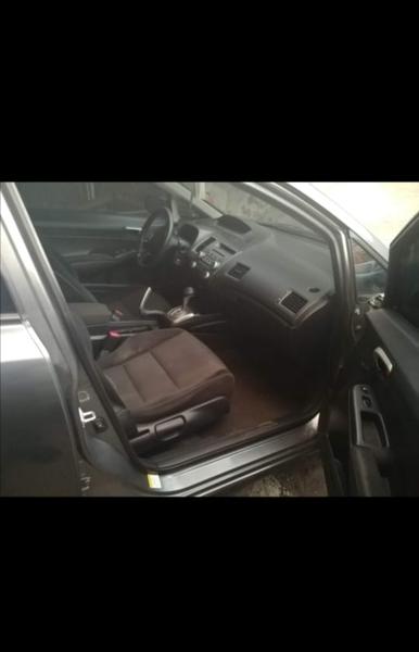 Honda Civic • 2009 • 298,935 km 3