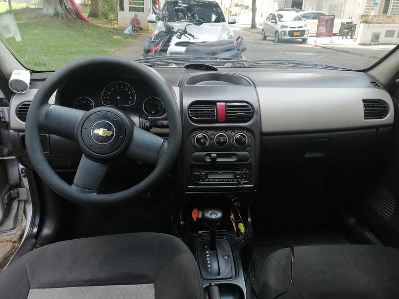 Chevrolet  • 2009 • 137,600 km 2