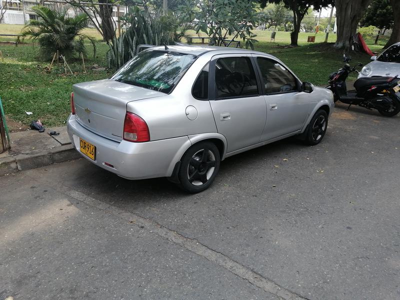 Chevrolet  • 2009 • 137,600 km 4