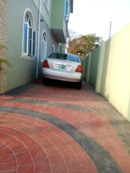Toyota  • 2006 • 224,100 km 1