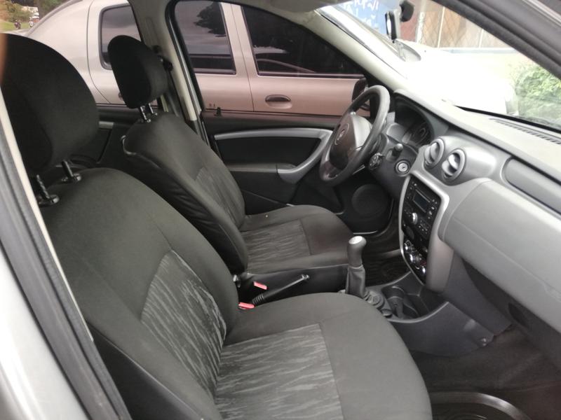 Renault Logan • 2013 • 92,000 km 3