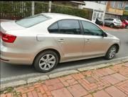 Volkswagen Jetta • 2015 • 37,400 km 4