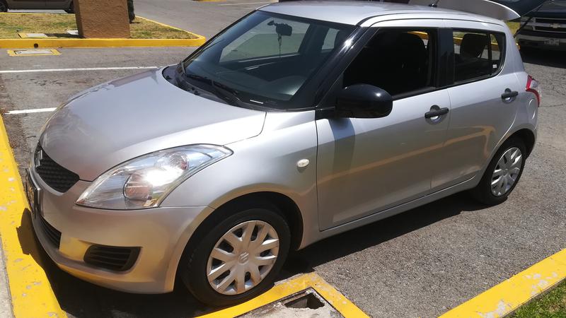 Suzuki Swift • 2013 • 83,000 km 4