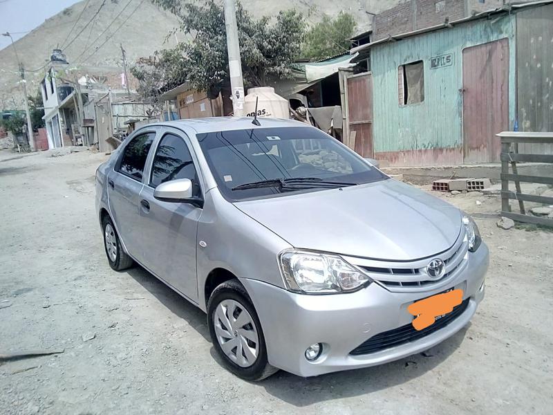 Toyota Etios • 2018 • 14,700 km 2