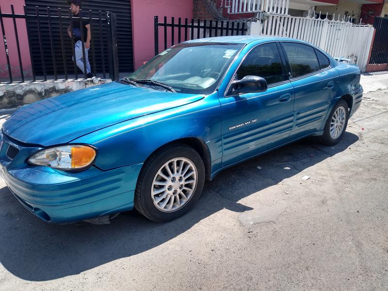 Pontiac  • 1999 • 180,000 km 3