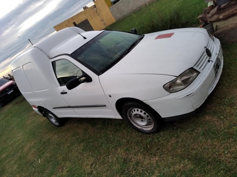 Volkswagen Caddy • 2006 • 254,000 km 1