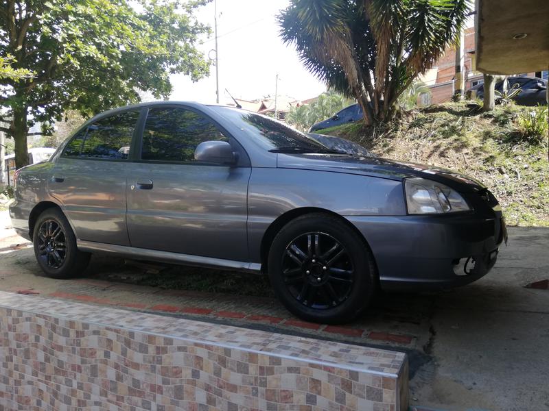 Kia Rio • 2011 • 127,200 km 3