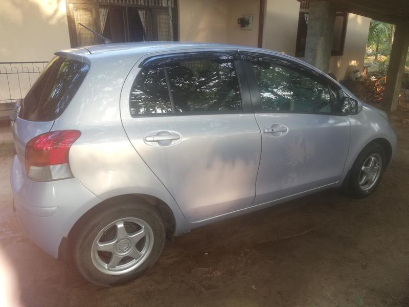 Toyota Yaris • 2007 • 97,000 km 3