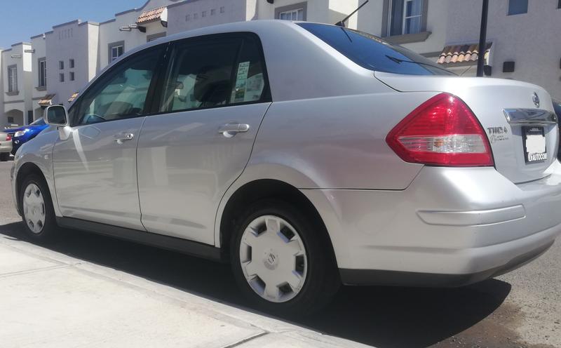 Nissan Tiida • 2009 • 141,000 km 11