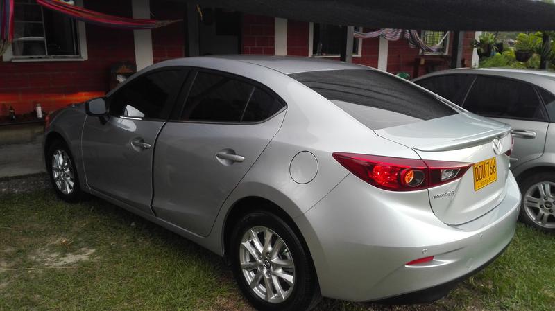 Mazda 3 • 2017 • 35,000 km 3